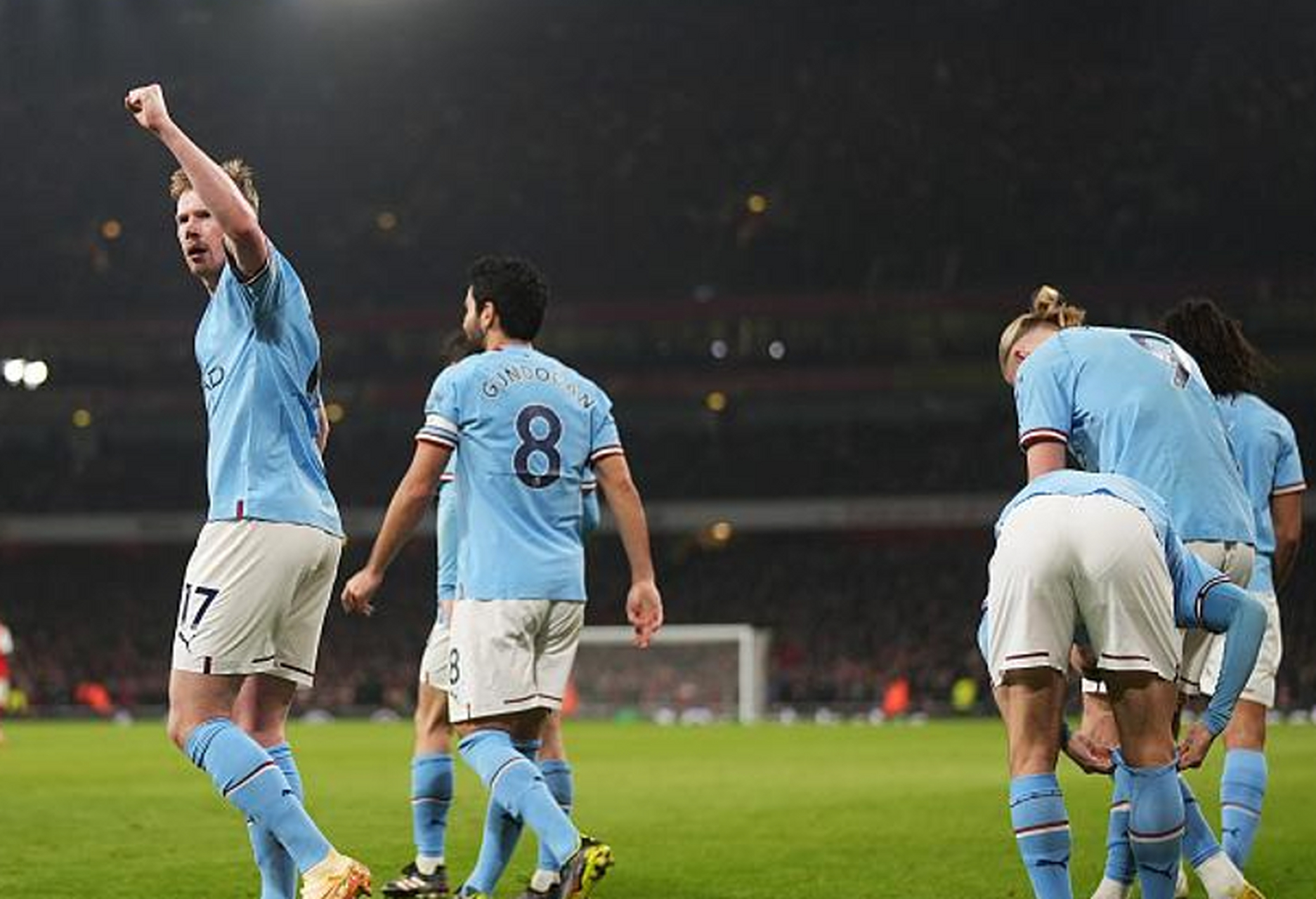 半岛体育app下载 -德布劳内连续五场比赛得分超过败北，阿森纳挑战极限！的简单介绍